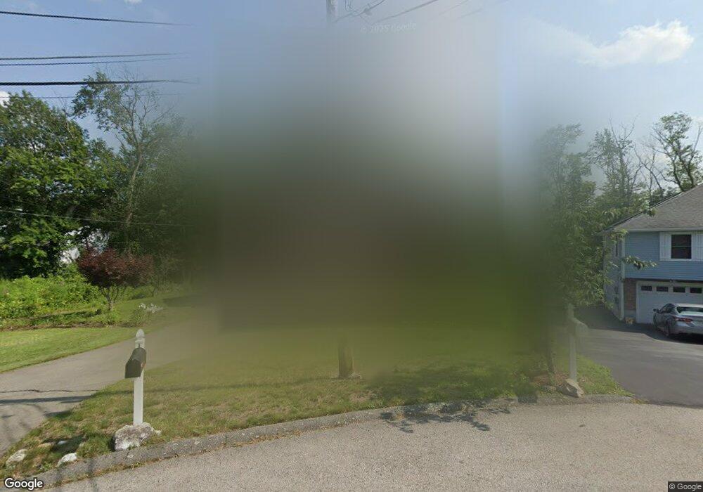 1 Clifford Rd, Burlington, MA 01803 - photo 1