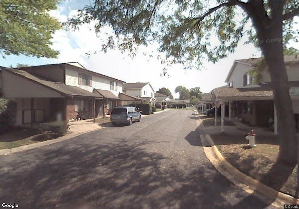 2055 Plentiful Dr unit 48, Columbus, IN 47201 - photo 1