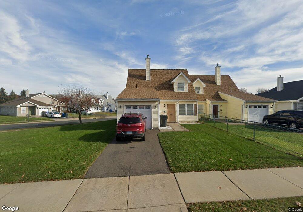 114 Margarita Dr, Hartford, CT 06106 - photo 1