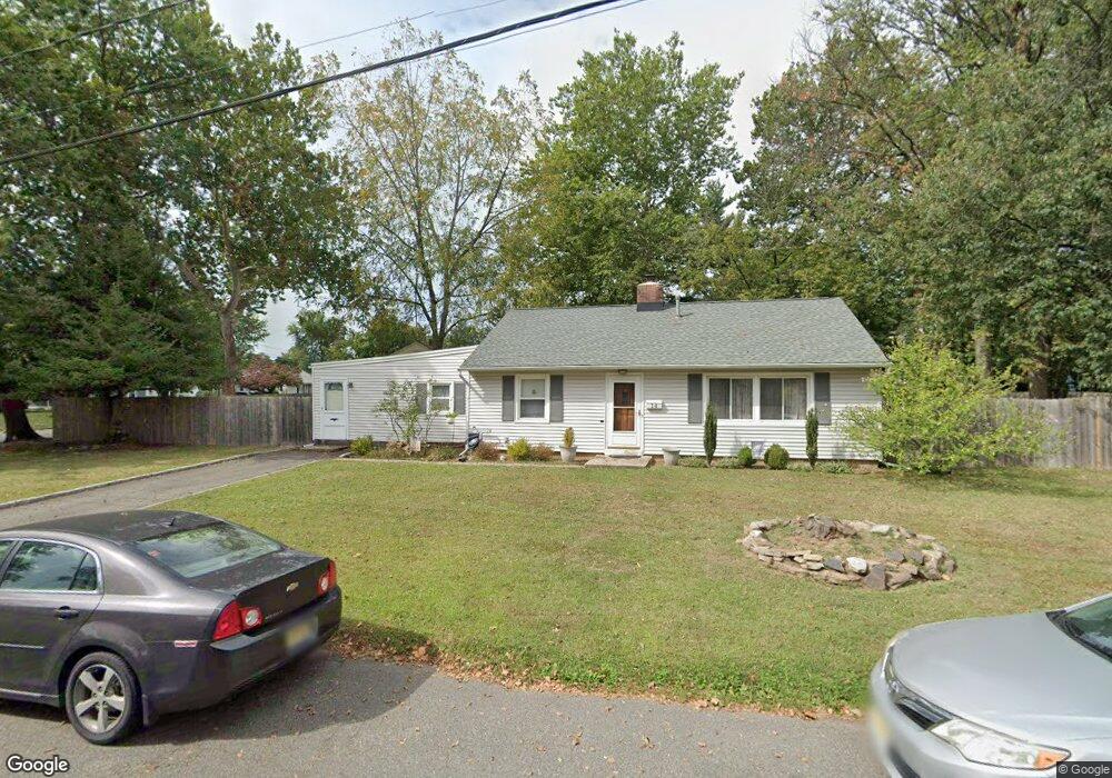 14 Pierrepont Ave, Middlesex, NJ 08846 - photo 1