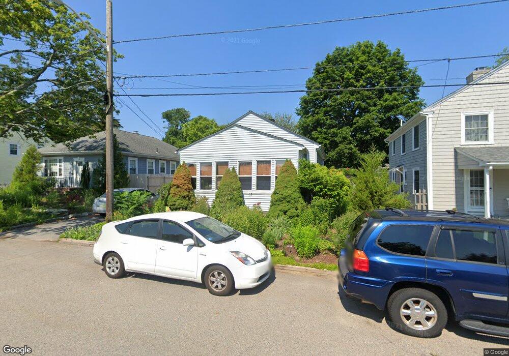 39 Whitcomb Rd, Riverside, RI 02915 - photo 1