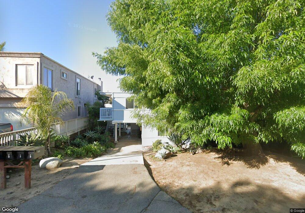 2242A Montgomery Ave unit D, Cardiff By the Sea, CA 92007 - photo 1