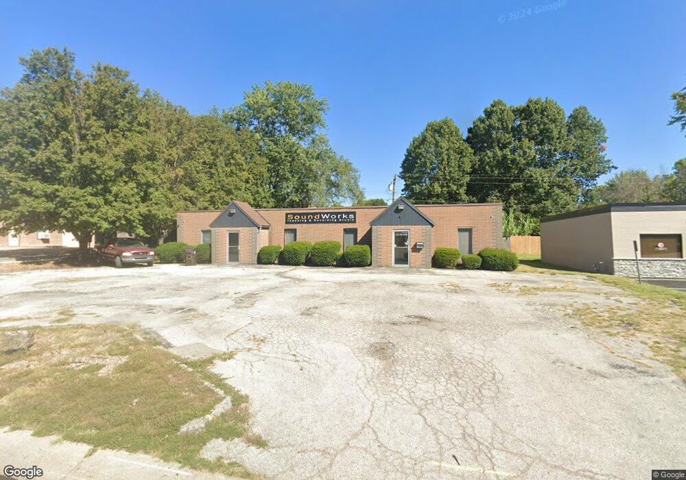 915 NW Vesper St, Blue Springs, MO 64015 - photo 1