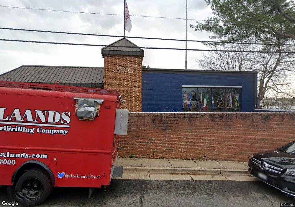 100 S Quaker Ln, Alexandria, VA 22314 - photo 1