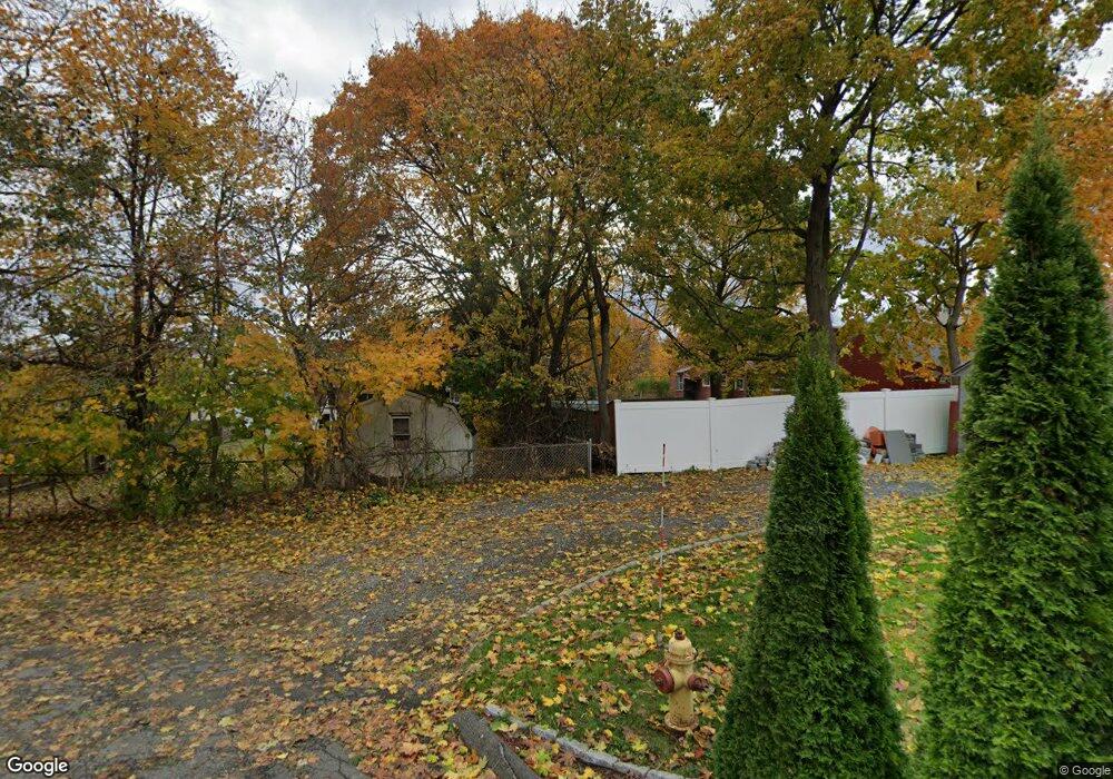 132 Taft Point unit 3, Waterbury, CT 06708 - photo 1