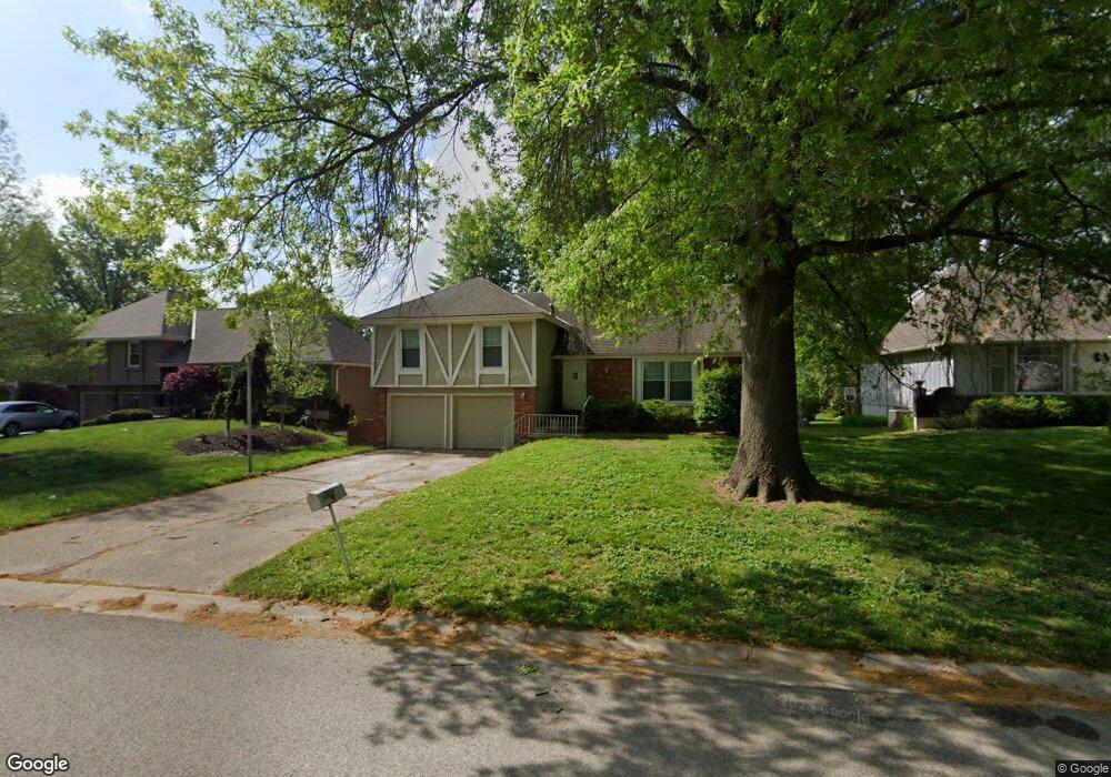 12327 W 100th Place, Lenexa, KS 66215 - photo 1