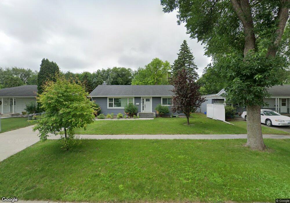 418 22nd Ave N, Fargo, ND 58102 - photo 1