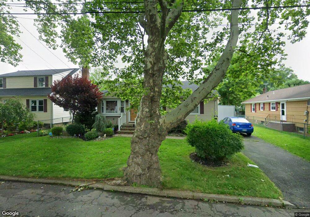 731 Hemlock St, Rahway, NJ 07065 - photo 1