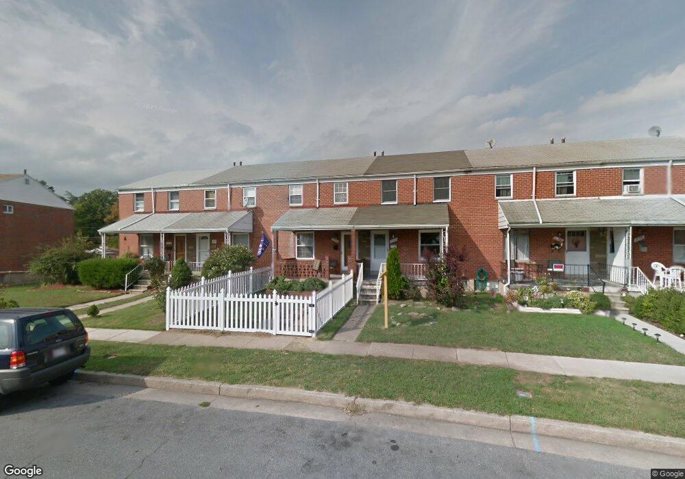 1152 Foxwood Ln, Essex, MD 21221 - photo 1