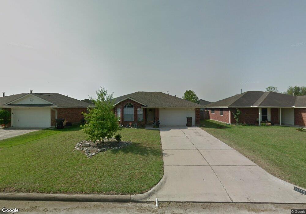 7915 Woodland Oaks Ct, Houston, TX 77040 - photo 1