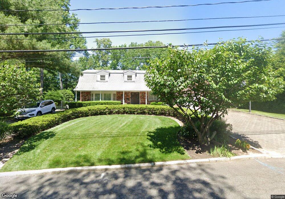 175 Chestnut St, Englewood Cliffs, NJ 07632 - photo 1
