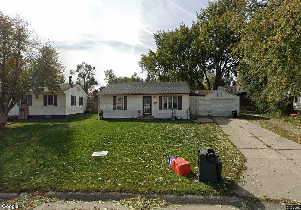 613 E 26th St S, Newton, IA 50208 - photo 1