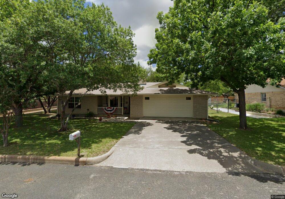 209 W Driftwood Dr, Fredericksburg, TX 78624 - photo 1