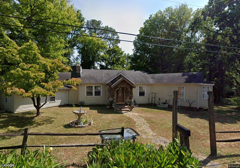 1310 Stacy Dr, Dalton, GA 30721 - photo 1