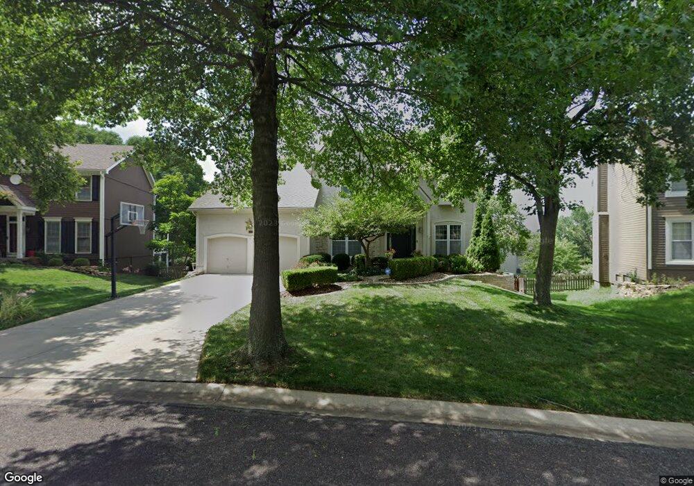 5222 W 156th St, Overland Park, KS 66224 - photo 1