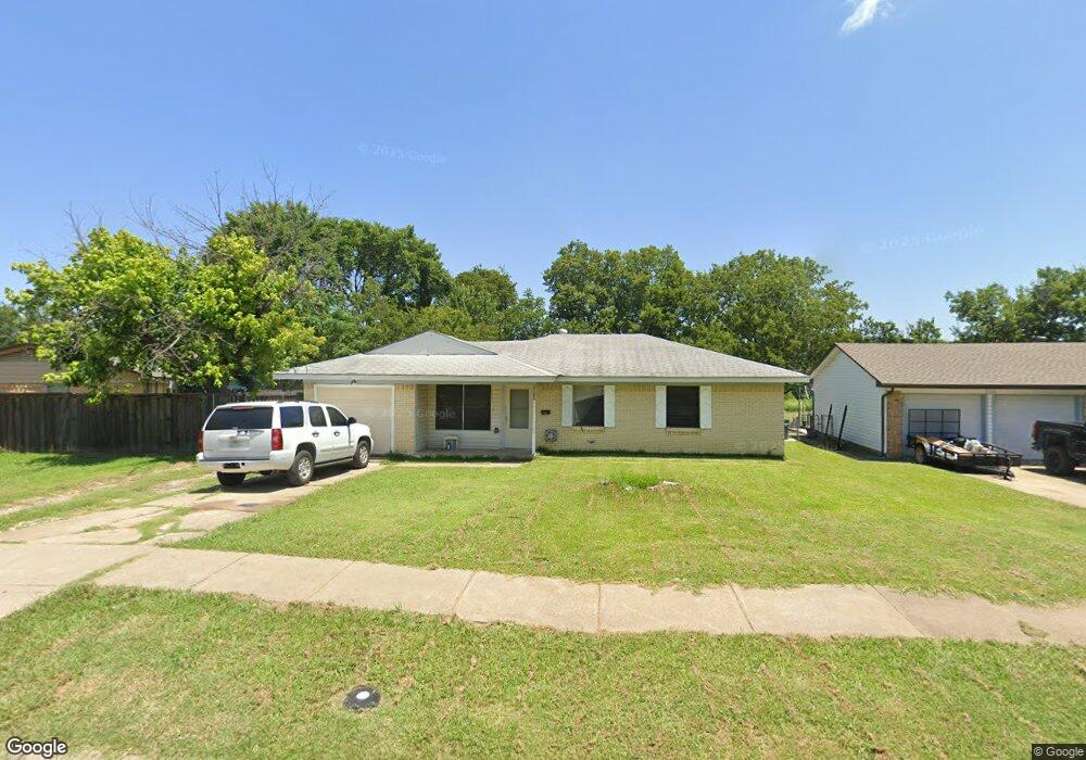 2104 Avis St, Mesquite, TX 75149 - photo 1