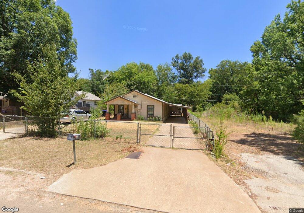 1114 N 8th St, Longview, TX 75601 - photo 1
