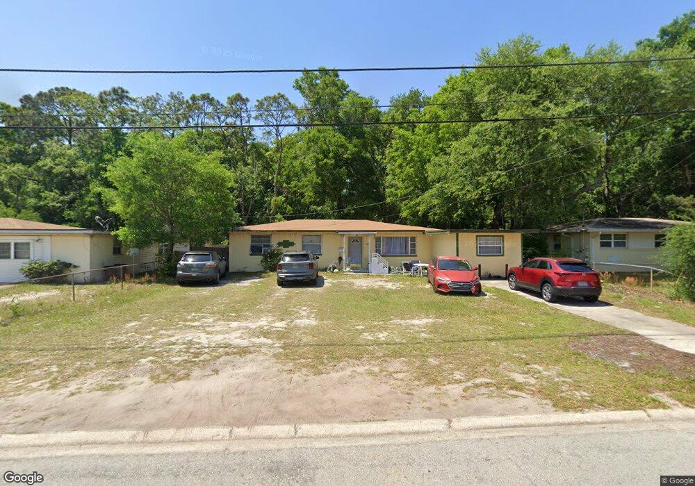 4402 Biddy Ln W, Jacksonville, FL 32210 - photo 1