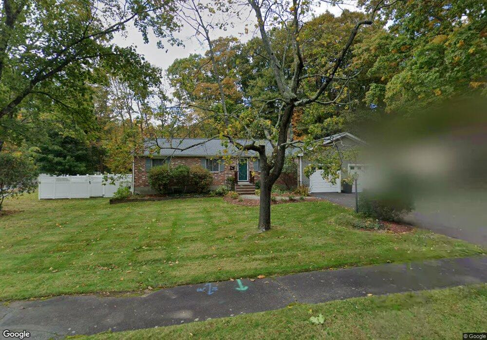 75 Agnes Dr, Framingham, MA 01701 - photo 1