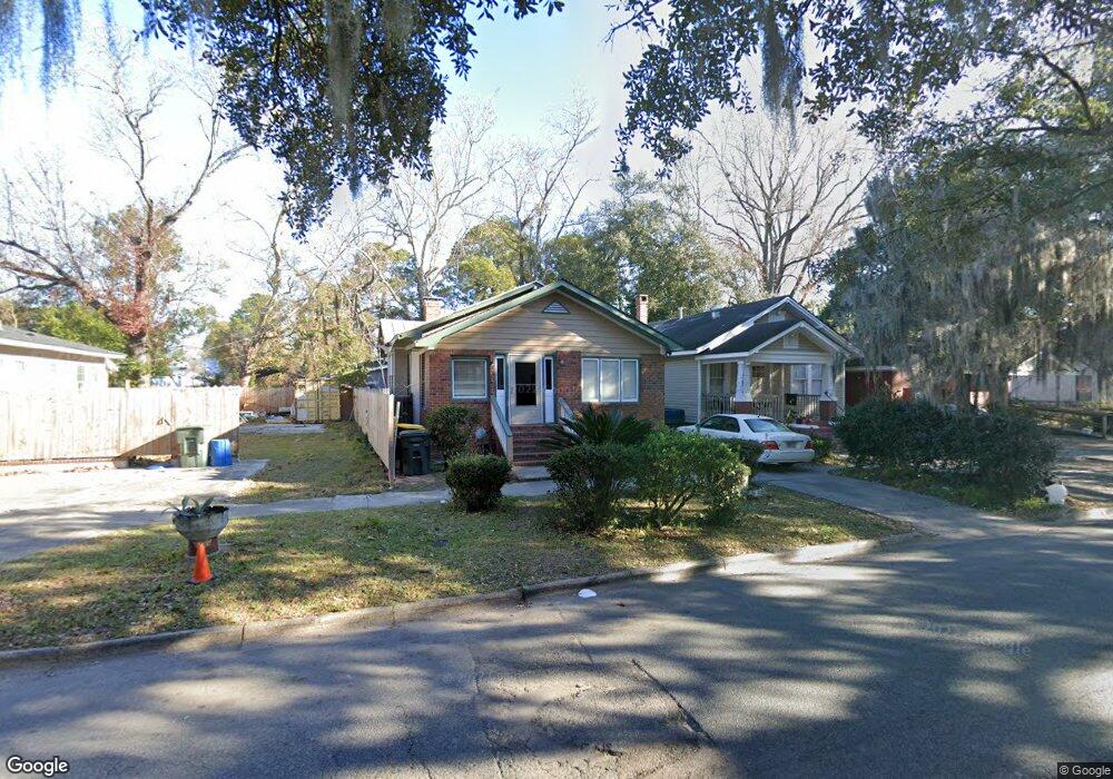820 E 37th St, Savannah, GA 31401 - photo 1