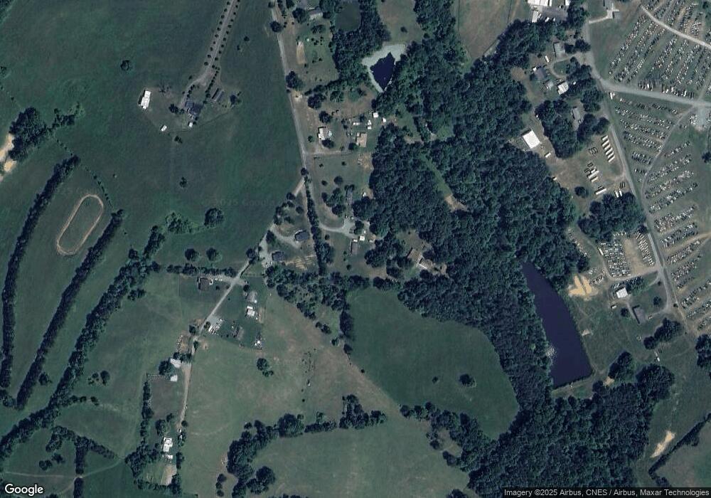 228 Barnett Ln, Ruckersville, VA 22968 - photo 1