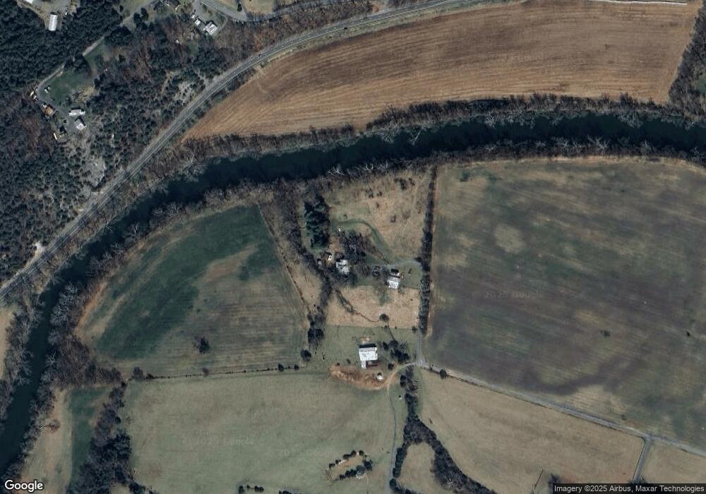 993 Stickley Loop, Strasburg, VA 22657 - photo 1