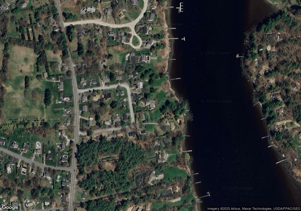 14 Roberts Rd, Dover, NH 03820 - photo 1