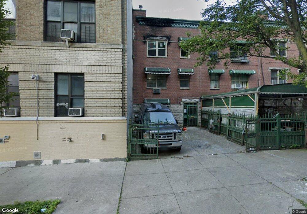 726 Garden St, Bronx, NY 10457 - photo 1