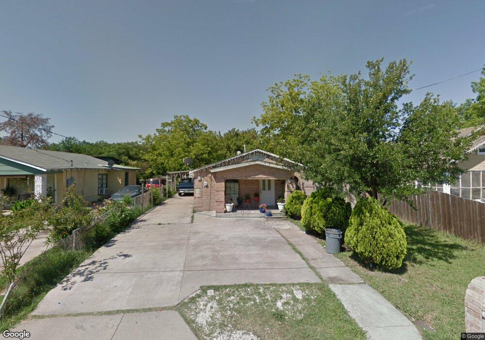 301 S Carlton St, Ennis, TX 75119 - photo 1