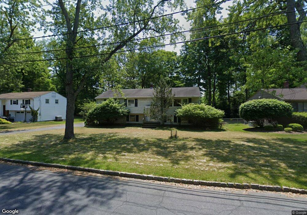 8 Tanglewood Dr, Livingston, NJ 07039 - photo 1