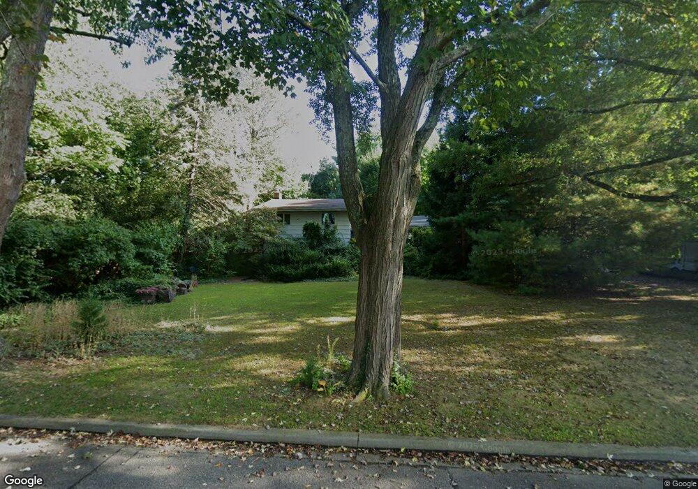 7 Bowden Ln, Glen Head, NY 11545 - photo 1