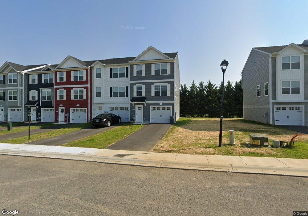 2061 Clinton Ave, Chambersburg, PA 17201 - photo 1