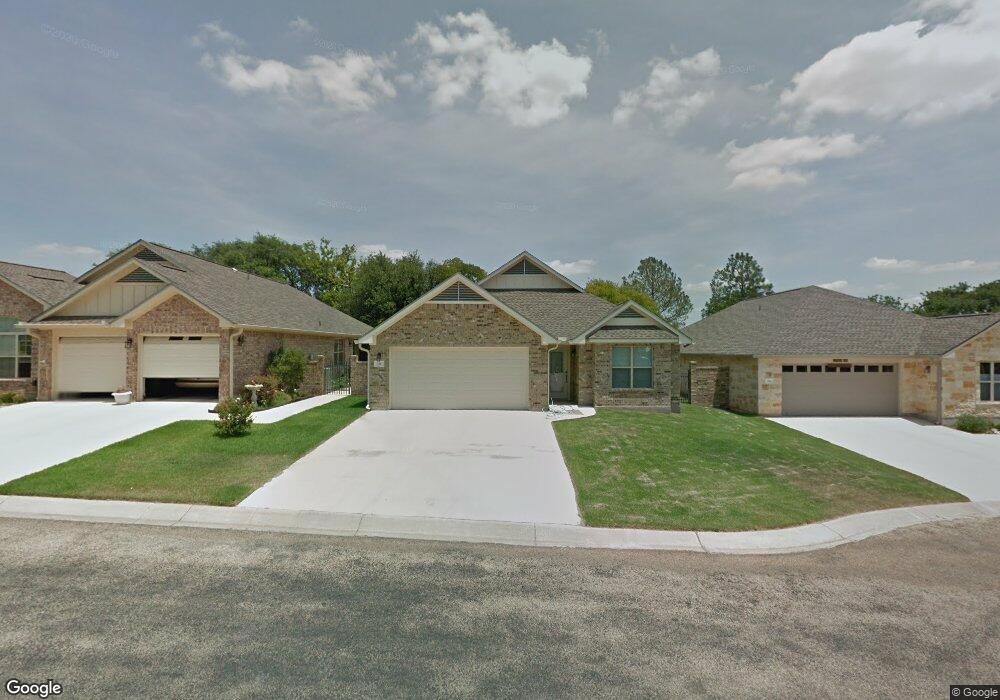 116 Clyde Run, Fredericksburg, TX 78624 - photo 1