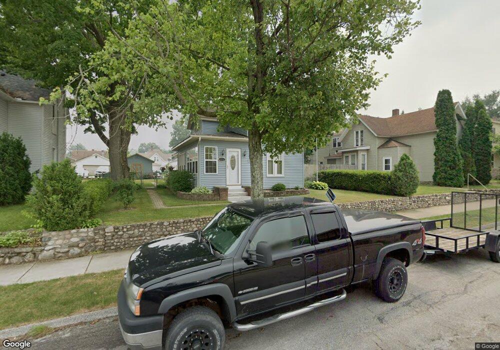 122 E Chestnut St, New Carlisle, IN 46552 - photo 1