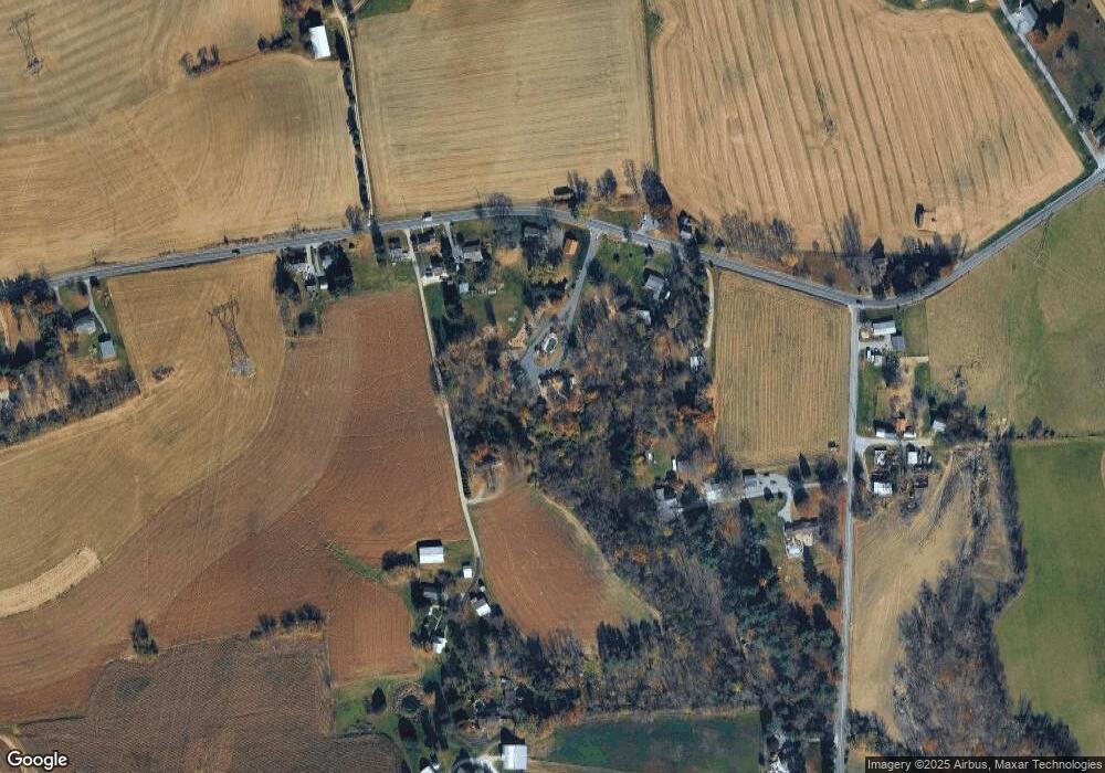 571 Codorus Furnace Rd, Mount Wolf, PA 17347 - photo 1