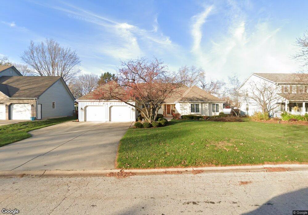 2049 Carolyn Rd, Aurora, IL 60506 - photo 1