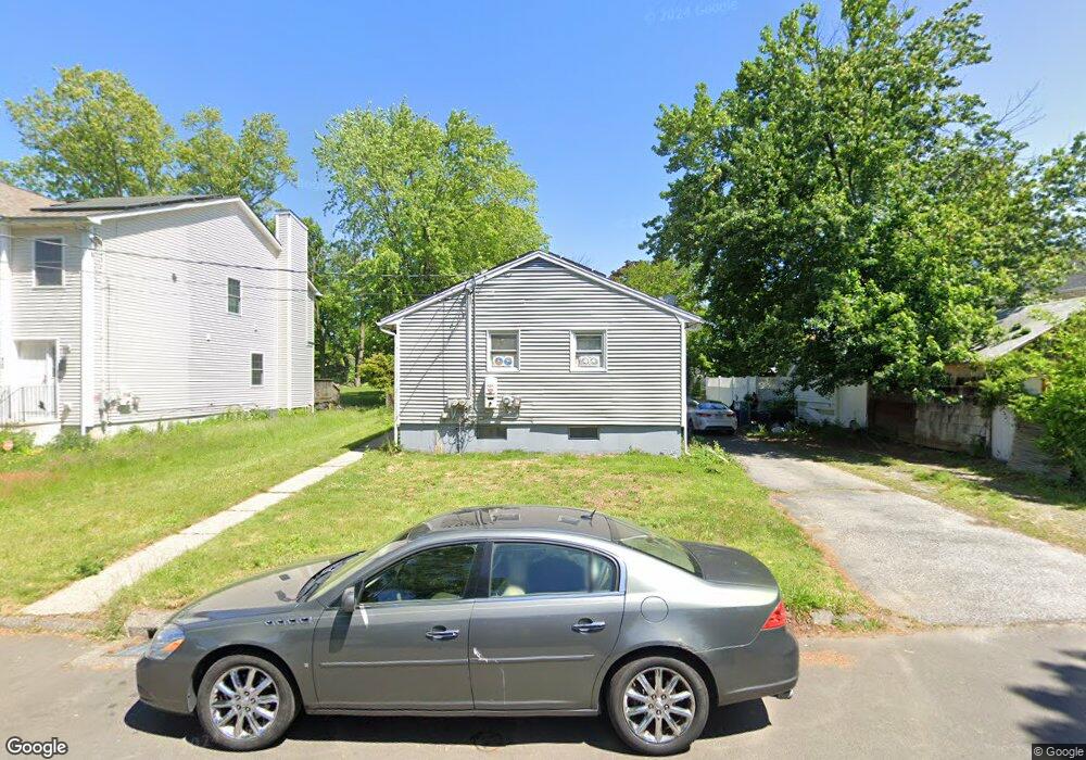 106 Corinthian Ave, Stratford, CT 06615 - photo 1