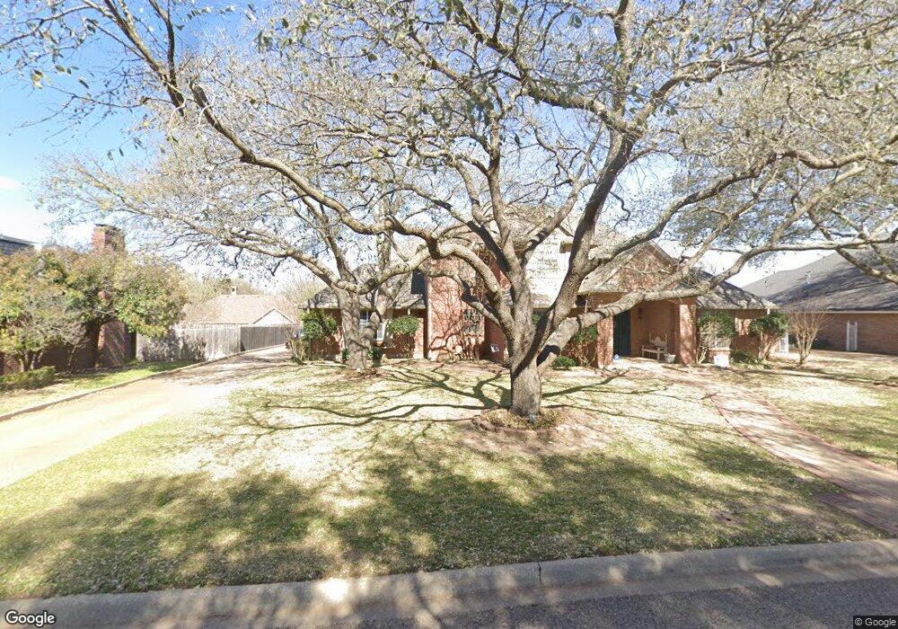 603 Stoneridge Ct, Cleburne, TX 76033 - photo 1