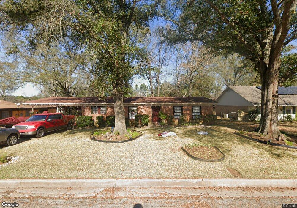1421 Crockett Dr, Tyler, TX 75701 - photo 1