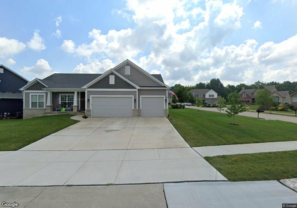 315 Wyndemere Dr, Lake Saint Louis, MO 63367 - photo 1