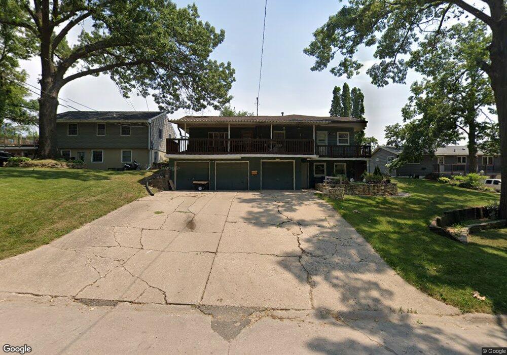 1671 11th St NW, Cedar Rapids, IA 52405 - photo 1