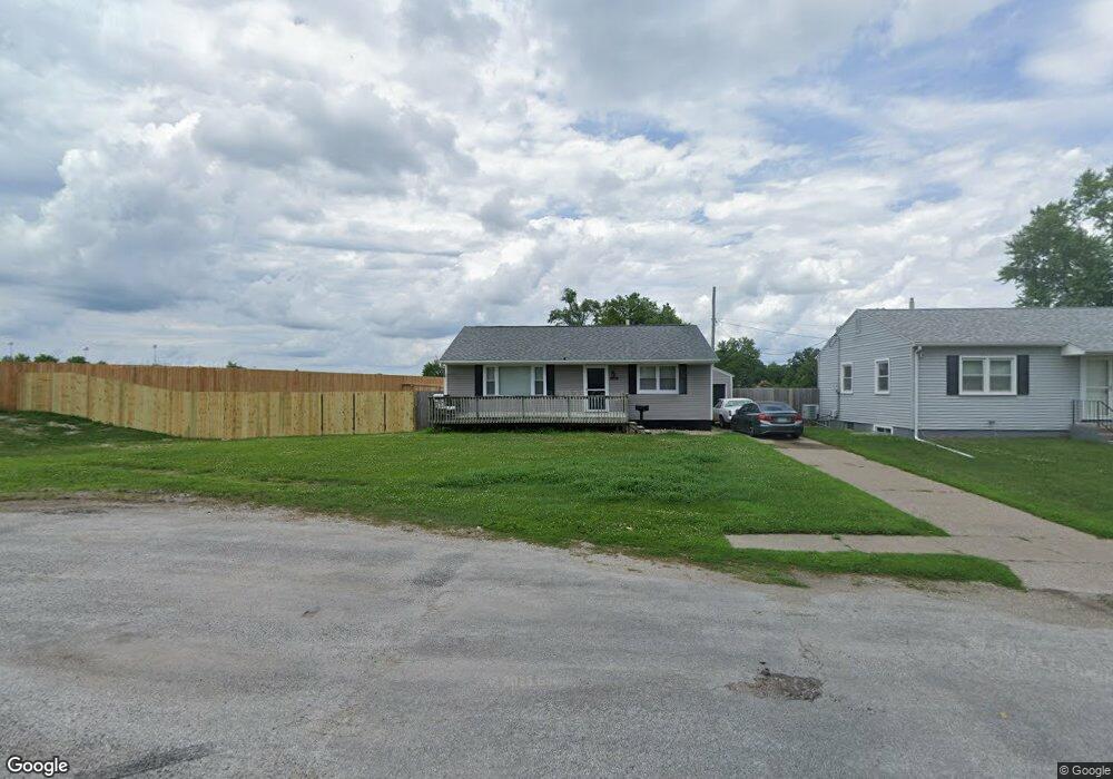 2434 Dugan Ct, Davenport, IA 52804 - photo 1