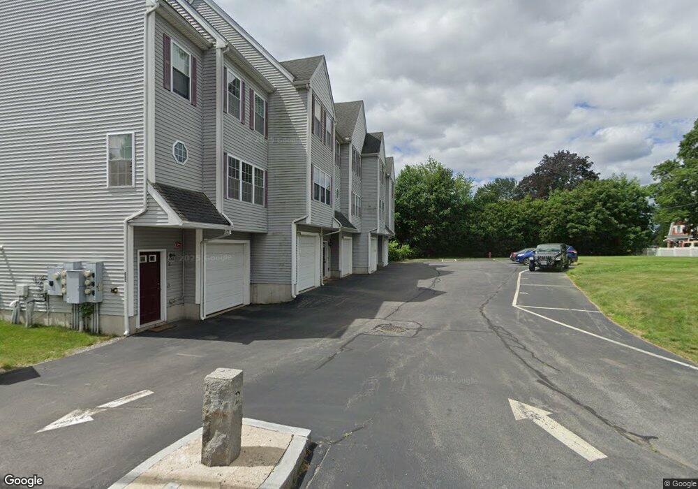 432 Hildreth St unit 1, Lowell, MA 01850 - photo 1