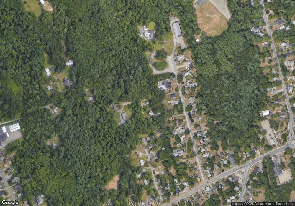 67 Hartsuff St, Rockland, MA 02370 - photo 1