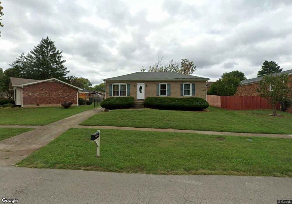 8502 Roseborough Rd, Louisville, KY 40228 - photo 1