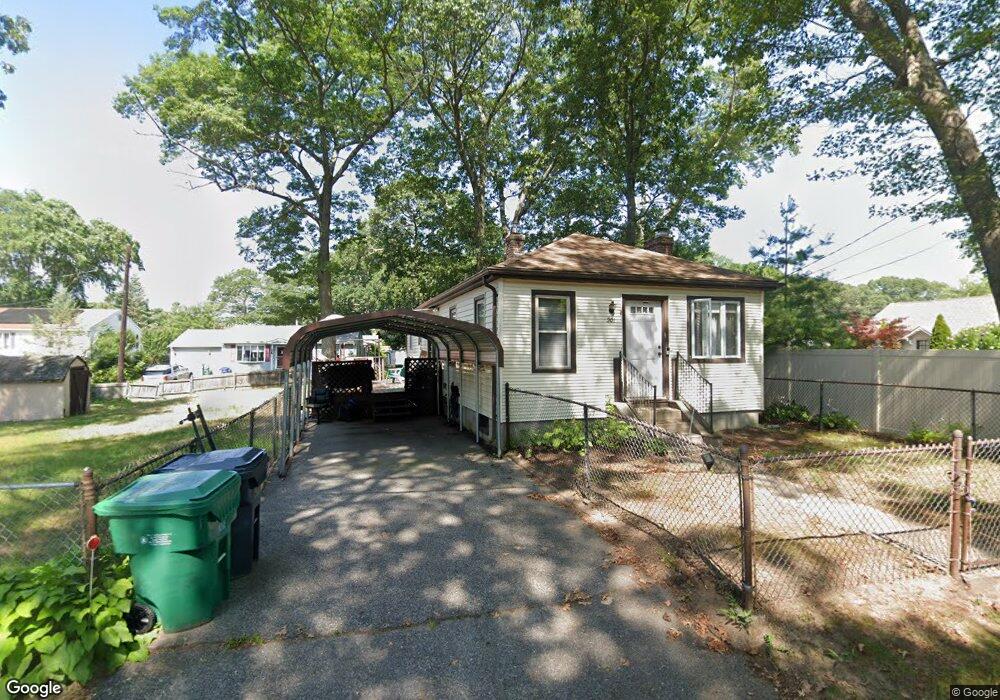 201 Hollis Ave, Warwick, RI 02889 - photo 1