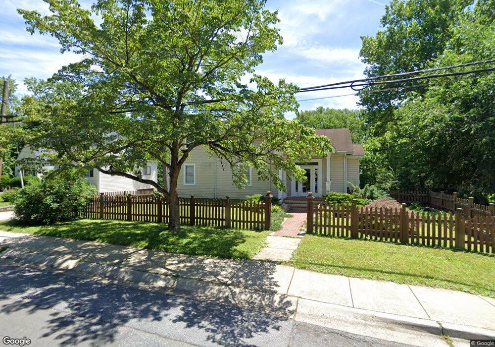 3122 Mccomas Ave, Kensington, MD 20895 - photo 1