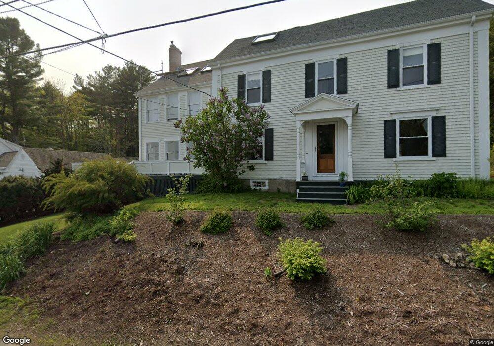 10 Harraseeket Rd, Freeport, ME 04032 - photo 1