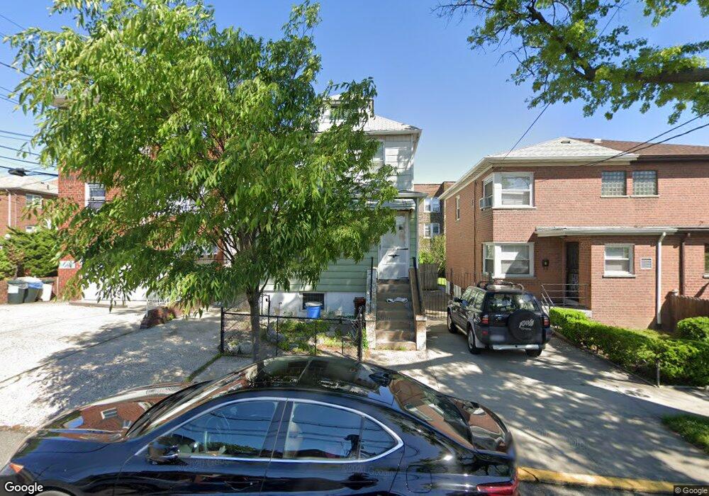 927 van Nest Ave, Bronx, NY 10462 - photo 1