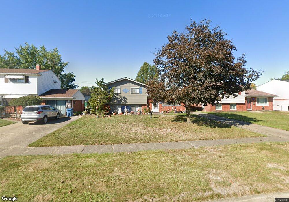 4708 Charleston Ave, Lorain, OH 44055 - photo 1